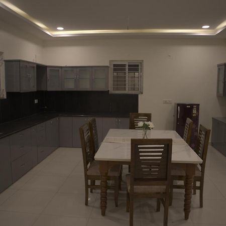 Dcasa Apartment Hotel Hyderabad Exterior photo