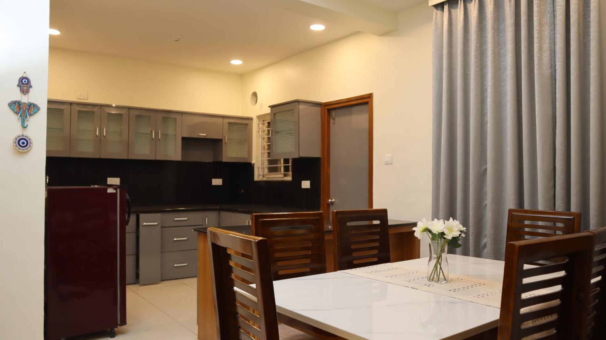 Dcasa Apartment Hotel Hyderabad Exterior photo